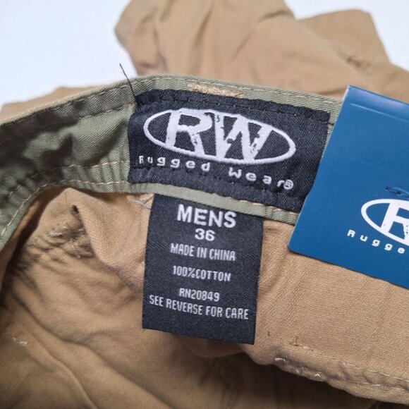 Rugged Wear Mens Cargo Shorts Khaki Drawstring Waistline‎ Pockets Size 36 - Picture 5 of 7